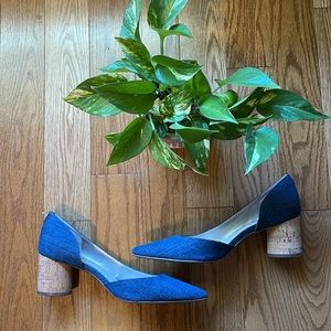 Only worn once! Anne Kline denim closed-toed heels, size 9